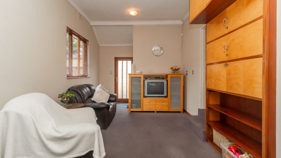 4 Bedroom Property for Sale in De La Haye Western Cape
